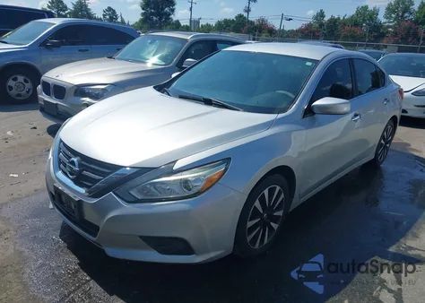 2018 Nissan Altima 2.5 Sv z USA, uszkodzony, nr VIN 1N4AL3AP9JC254076